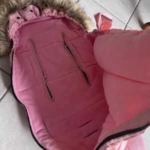 Pint stroller foot muff